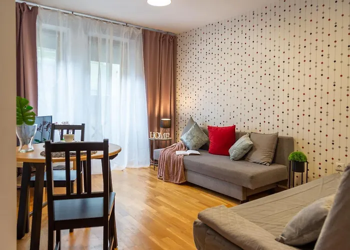 Nozownicza Street Apartment
